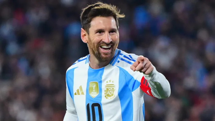 Lionel Messi em campo pela Argentina. Foto: Marcelo Endelli/Getty Images