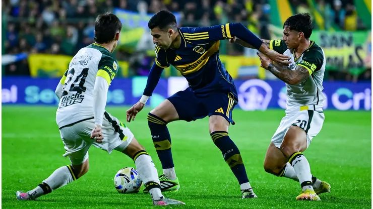 Duelo direto pode influenciar posições na reta final do Apertura. Foto: Marcelo Endelli/Getty Images
