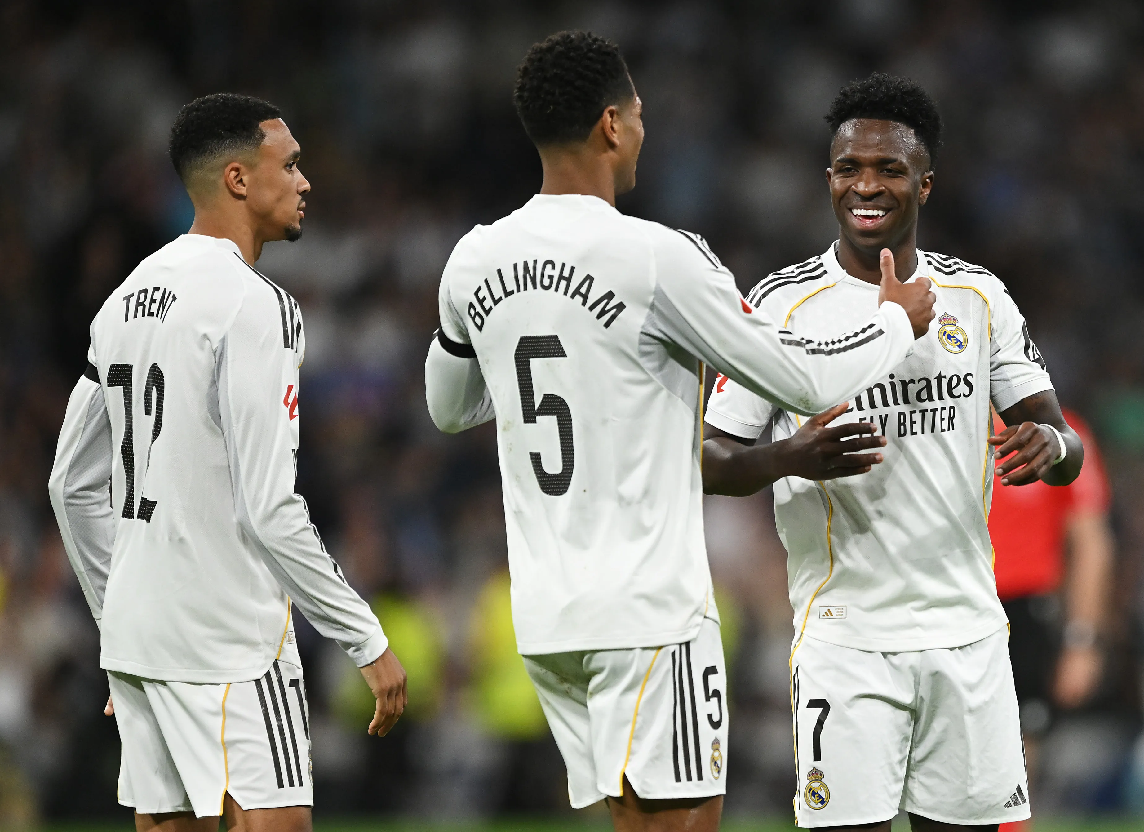 Vini Jr após marcar para o Real Madrid contra o Alavés. (Photo by Denis Doyle/Getty Images)