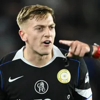 Chelsea é goleada pelo Brighton por 3 a 0 e Liam Delap faz péssimo jogo