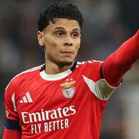 Manchester United terá que pagar R$ 262 milhões por Ríos