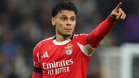 Richard Ríos em campo pelo Benfica. Foto: Clive Brunskill/Getty Images