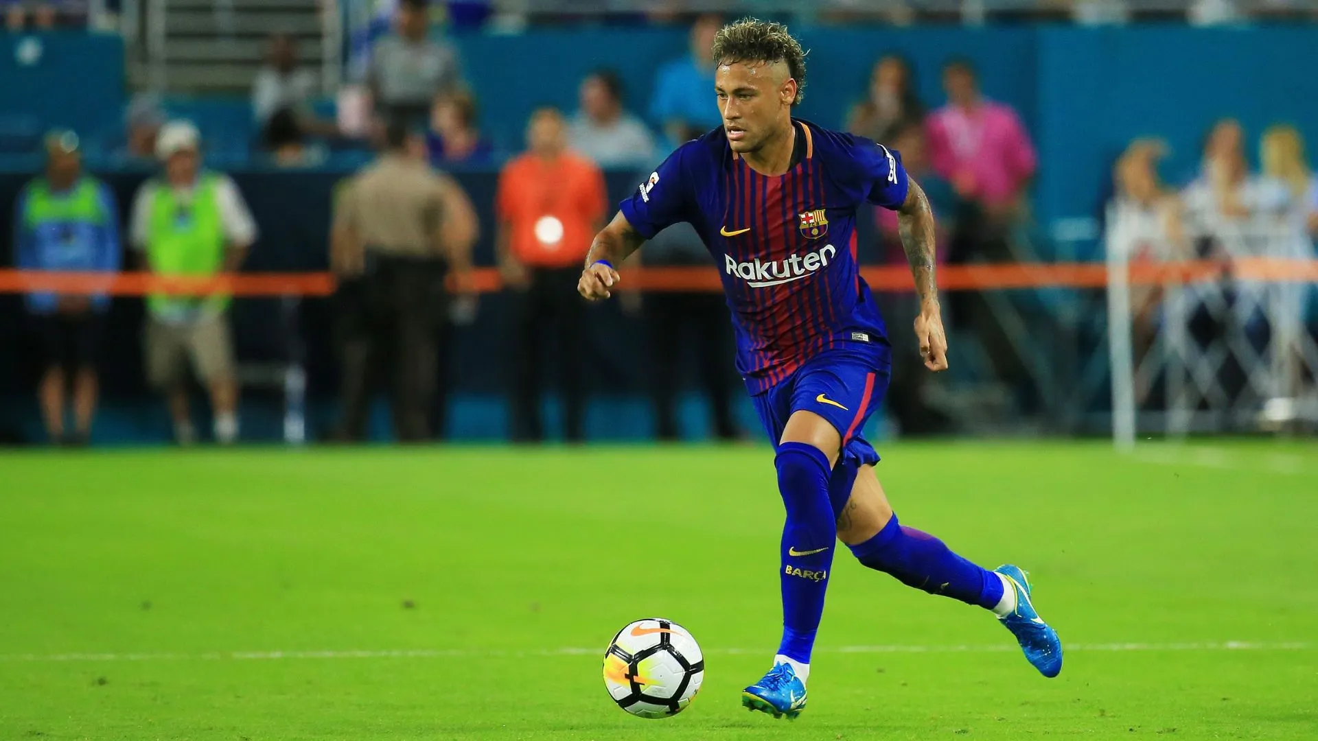 Neymar jogando pelo Barcelona (foto: Chris Trotman/Getty Images)