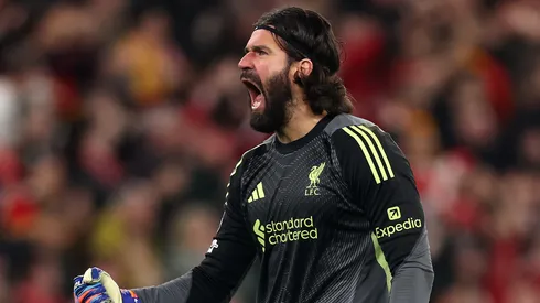 Alisson pelo Liverpool. (Foto: Carl Recine/Getty Images)