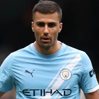 Real Madrid pode vender Tchouaméni para contratar Rodri