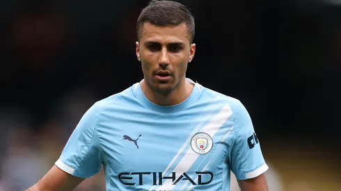 Rodri em campo pelo Manchester City. Foto: Michael Regan/Getty Images