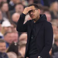 Chelsea confirma demissão do técnico Liam Rosenior e anuncia interino