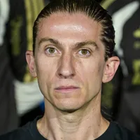 Filipe Luís, ex-Flamengo, pode assumir o Chelsea