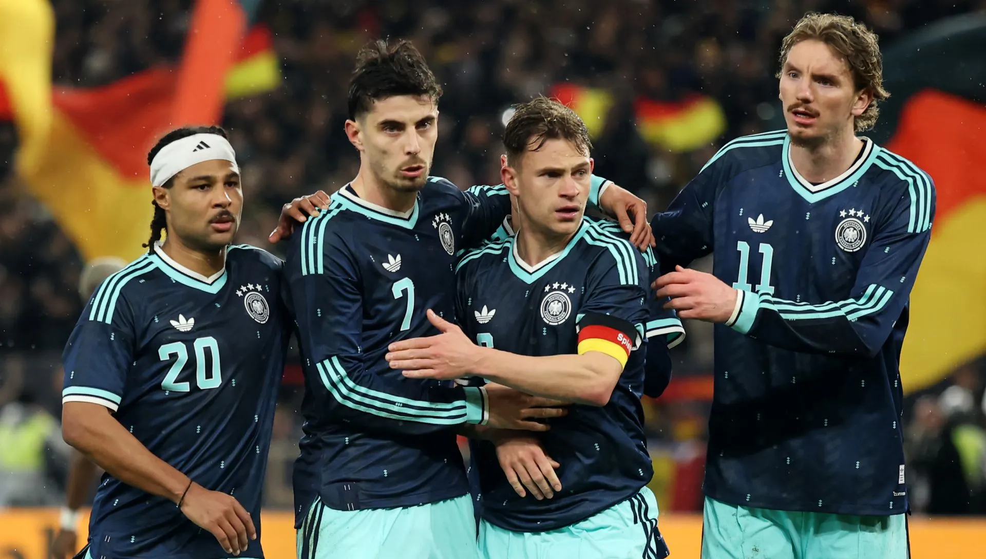 Alemanha comemora gol durante amistoso. Foto: Alex Grimm/Getty Images