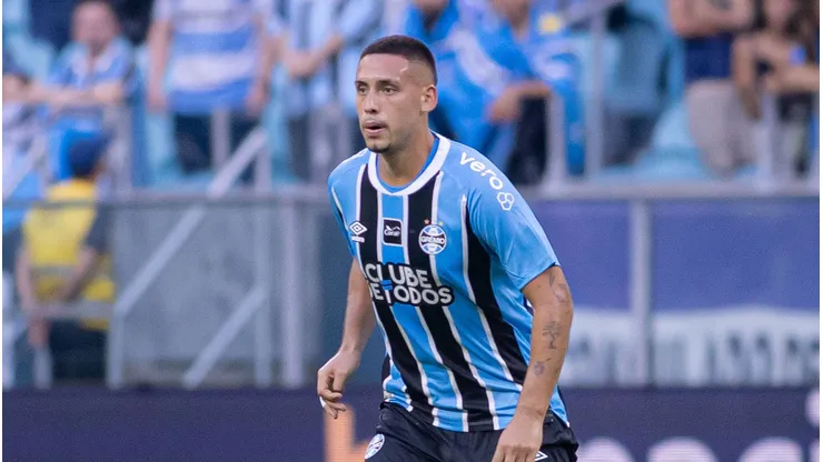Erick Noriega deve receber proposta do Sporting. Maxi Franzoi/AGIF.