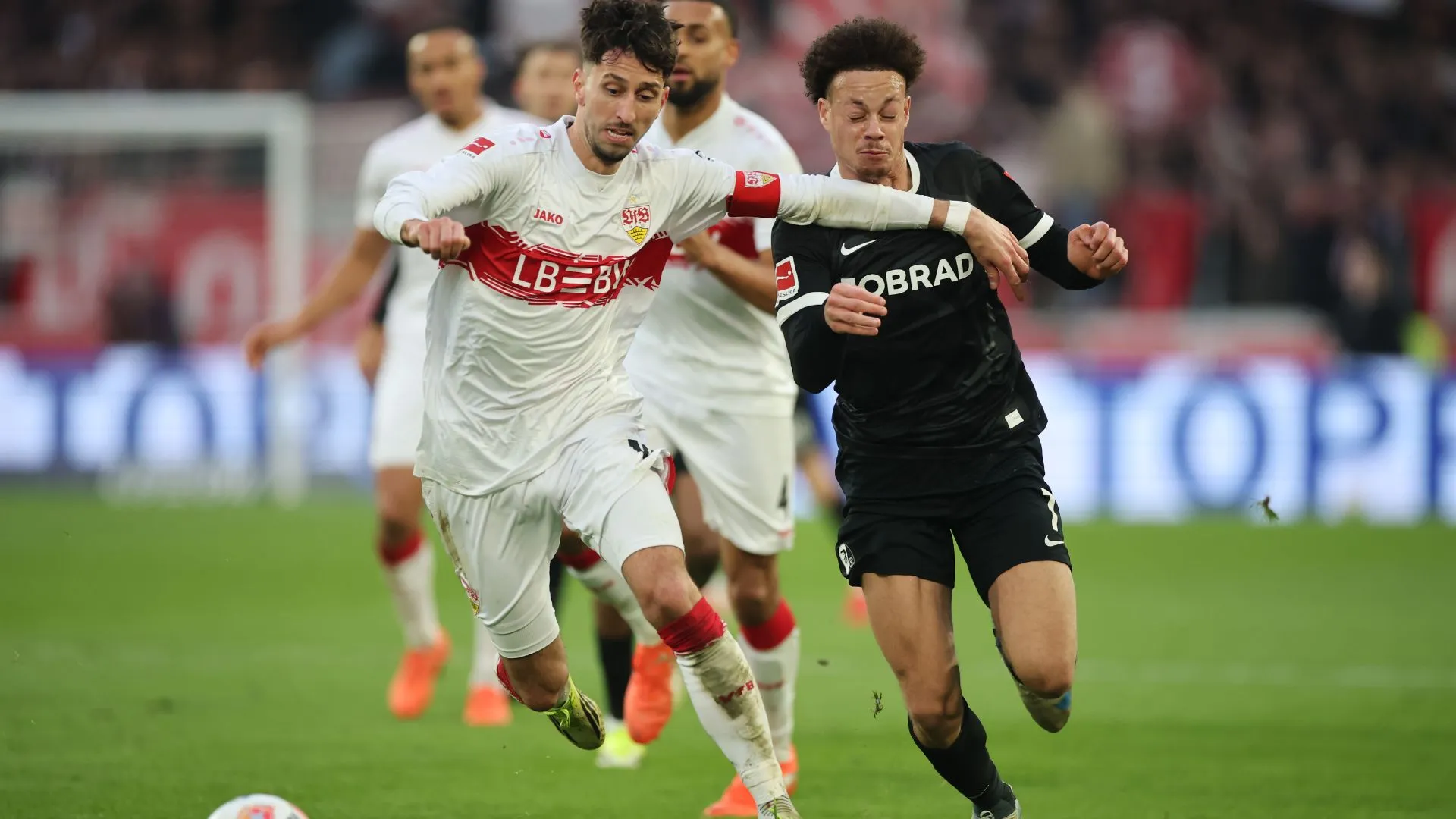 Stuttgart e Freiburg jogam hoje pelo sonho de vencer a Copa da Alemanha (foto: Alex Grimm/Getty Images)