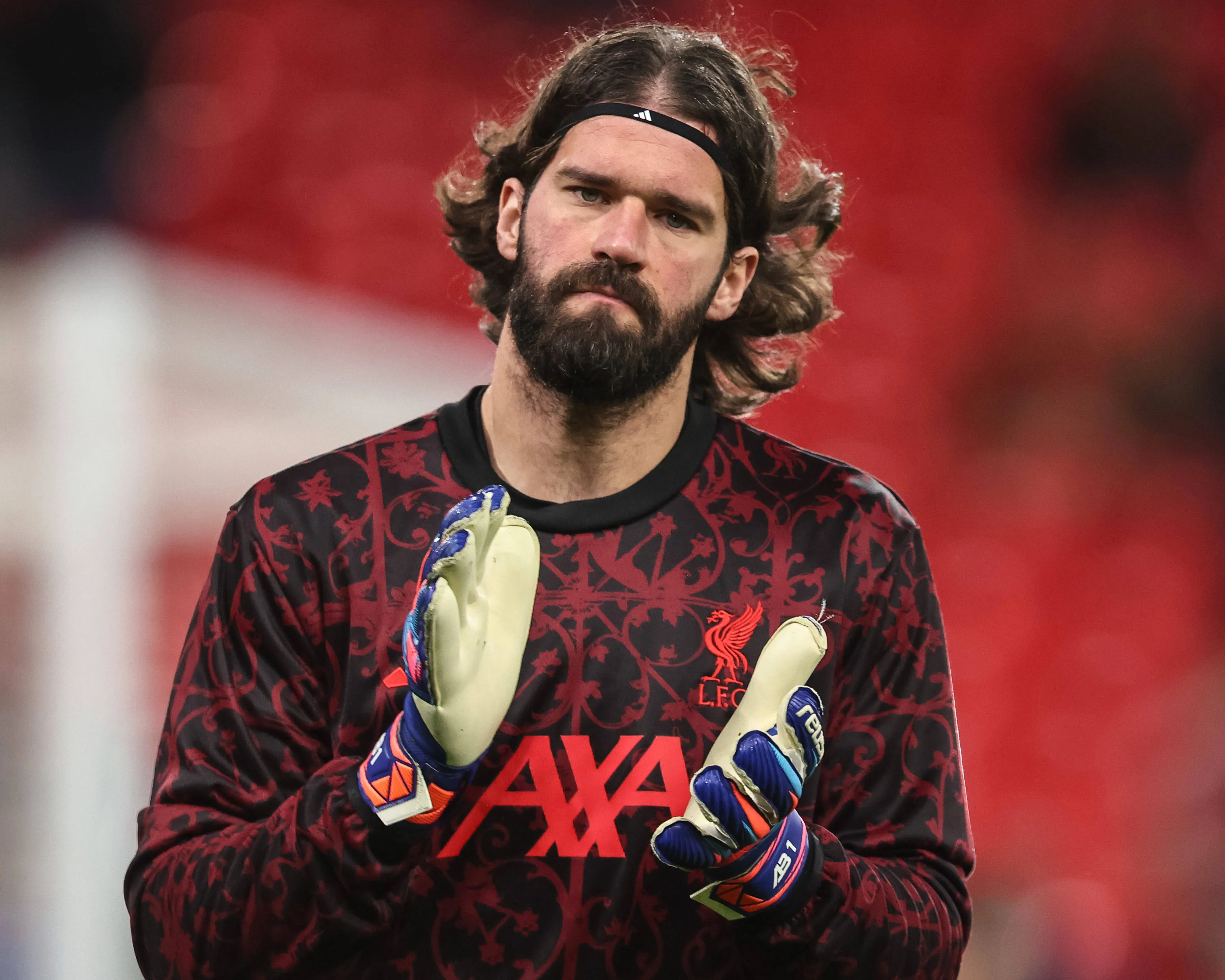 Juventus tem goleiro Alisson, do Liverpool, como prioridade. Foto: IMAGO /&nbsp;NurPhoto