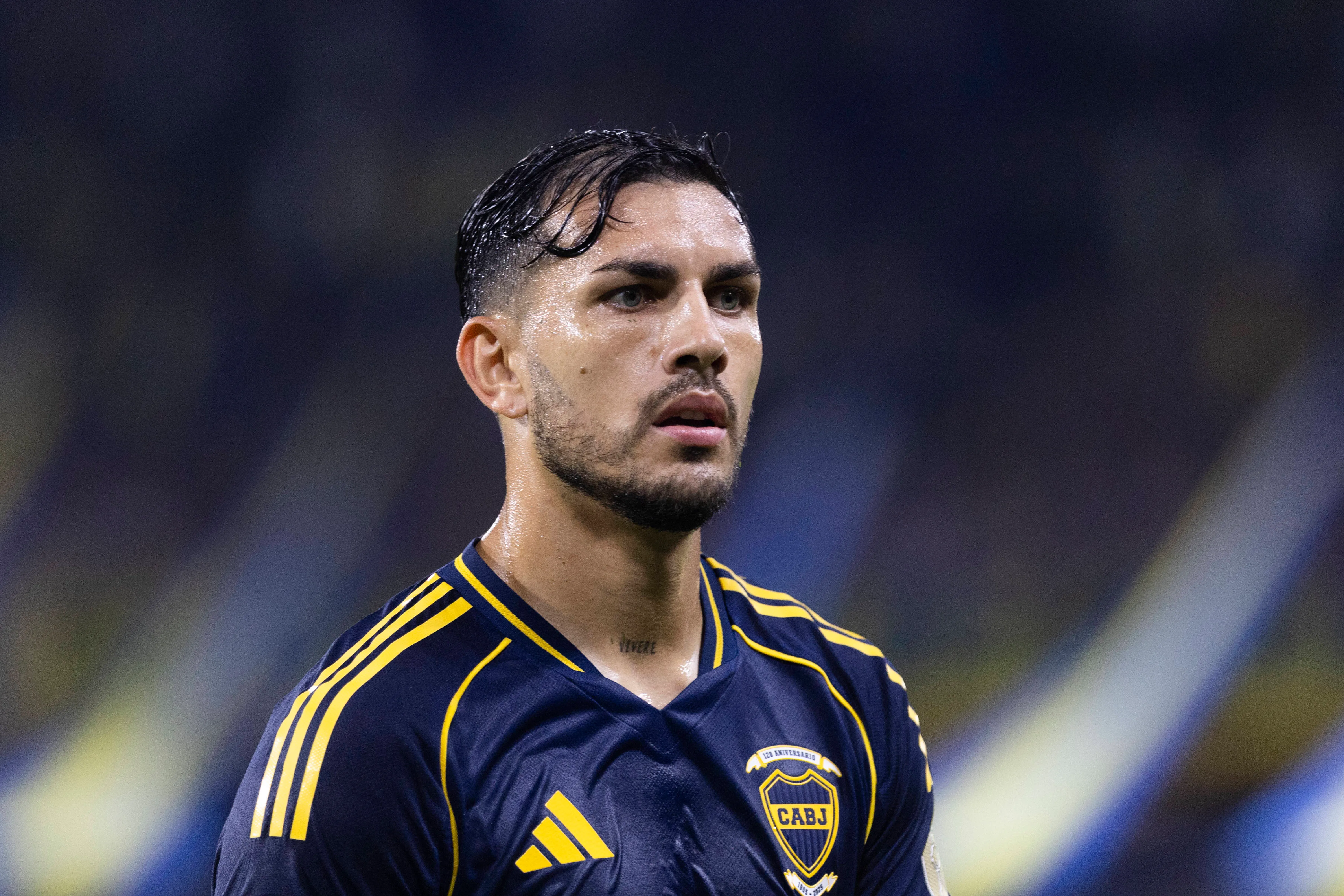 Leandro Paredes, do Boca Juniors, recebeu uma oferta do Barcelona, segundo o setorista do clube argentino, mas recusou, dizendo que quer conquistar grandes coissas pelo Boca. Foto: IMAGO /&nbsp;NurPhoto