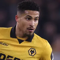 Flamengo enfrenta Palace e Atlético por João Gomes