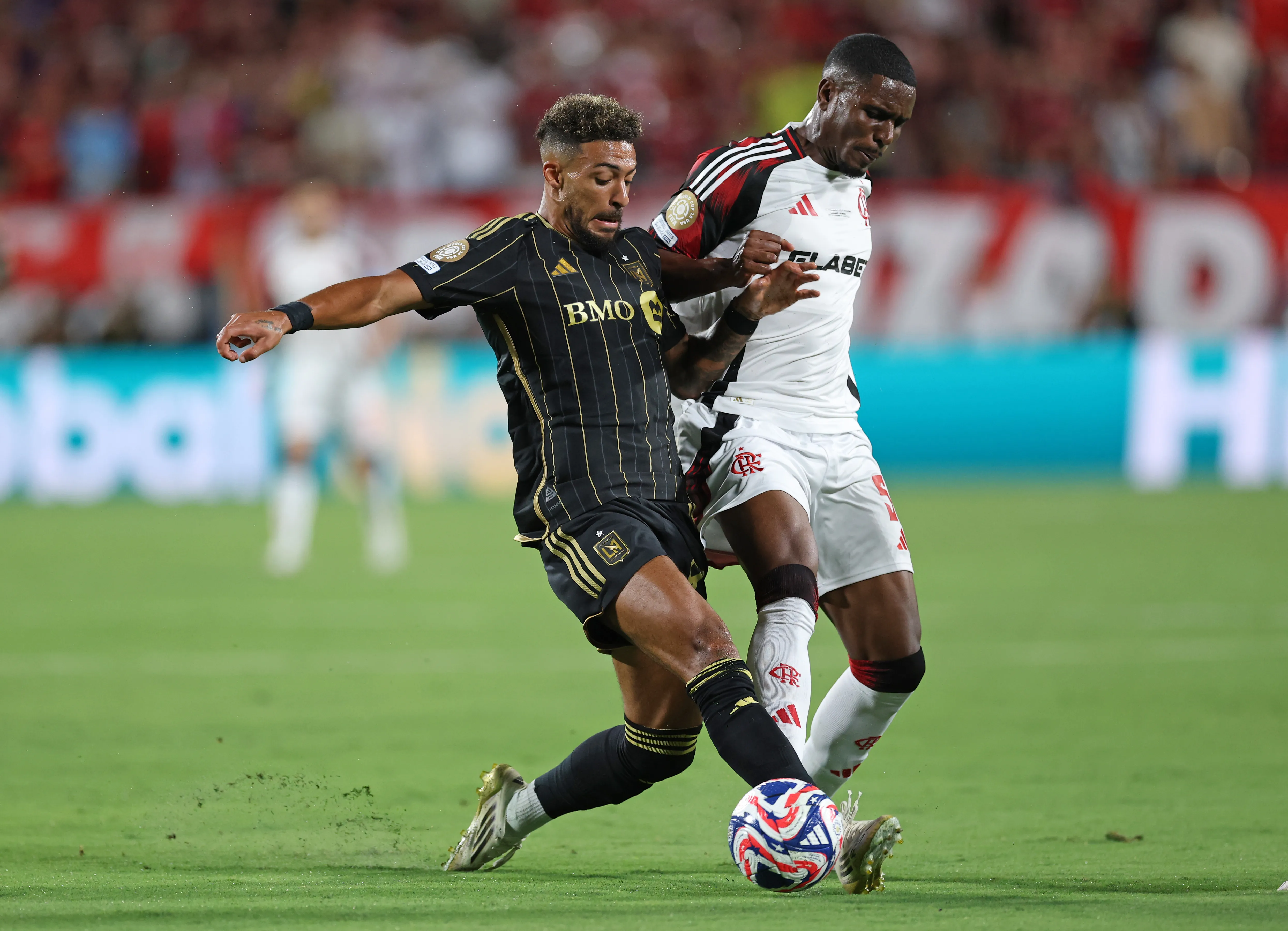 Evertton Araújo durante partida do Mundial de Clubes. (Photo by Dan Mullan/Getty Images)