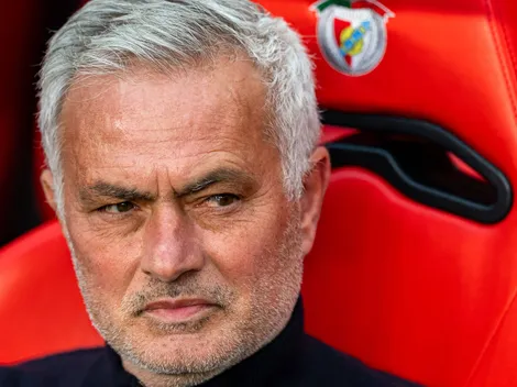 Mourinho segue no Benfica e não assumirá o Chelsea