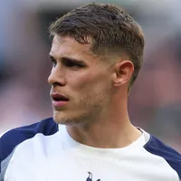 Manchester United está na disputa por Van de Ven