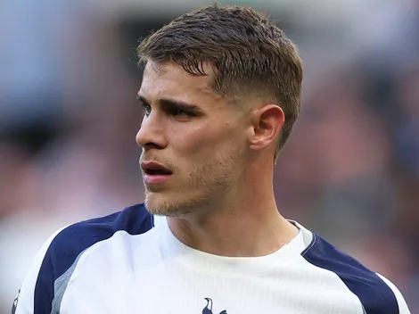 Manchester United está na disputa por Van de Ven