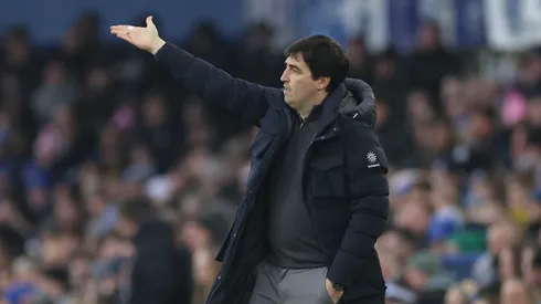 Andoni Iraola está na mira do Chelsea. Foto: Lewis Storey/Getty Images