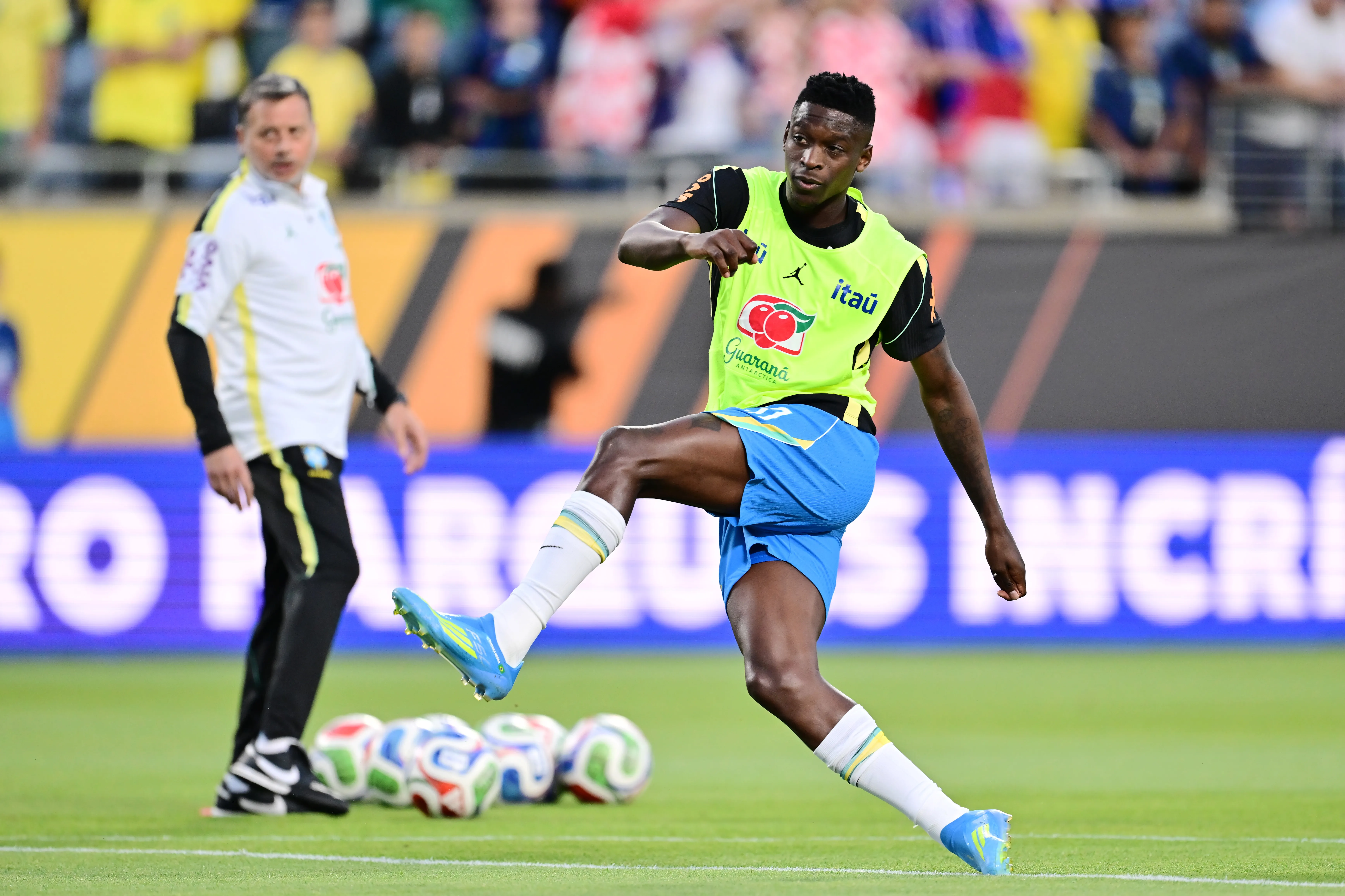 L. Henrique em campo pelo Brasil. Foto: Julio Aguilar/Getty Images