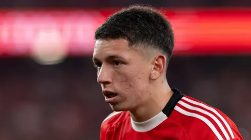 UEFA aplica punição a jogador do Benfica após investigação disciplinar. Foto: IMAGO/Fio de imprensa ZUMA