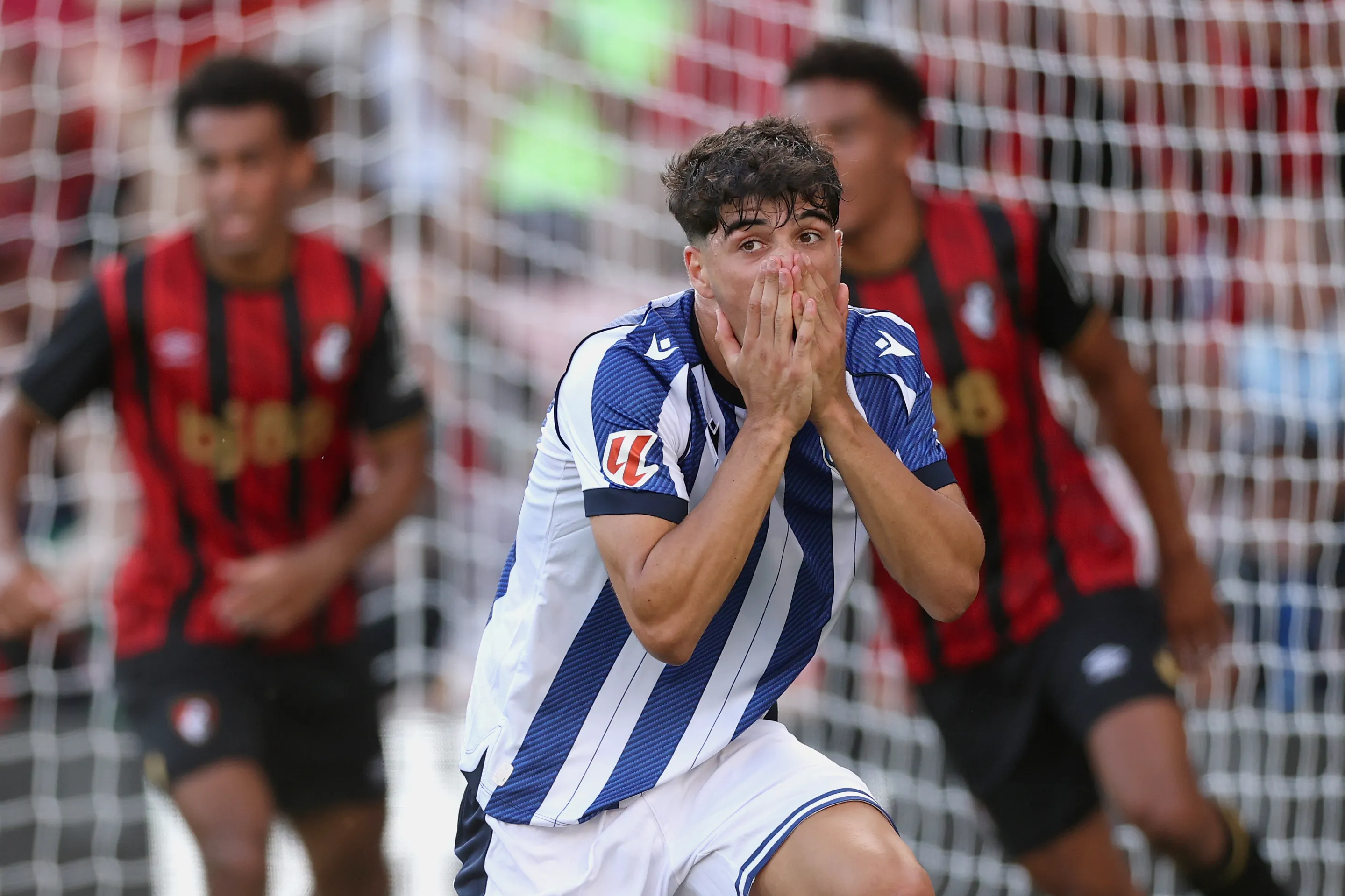 Jon Martín em campo com a Real Sociedad (Foto: Michael Steele/Getty Images)