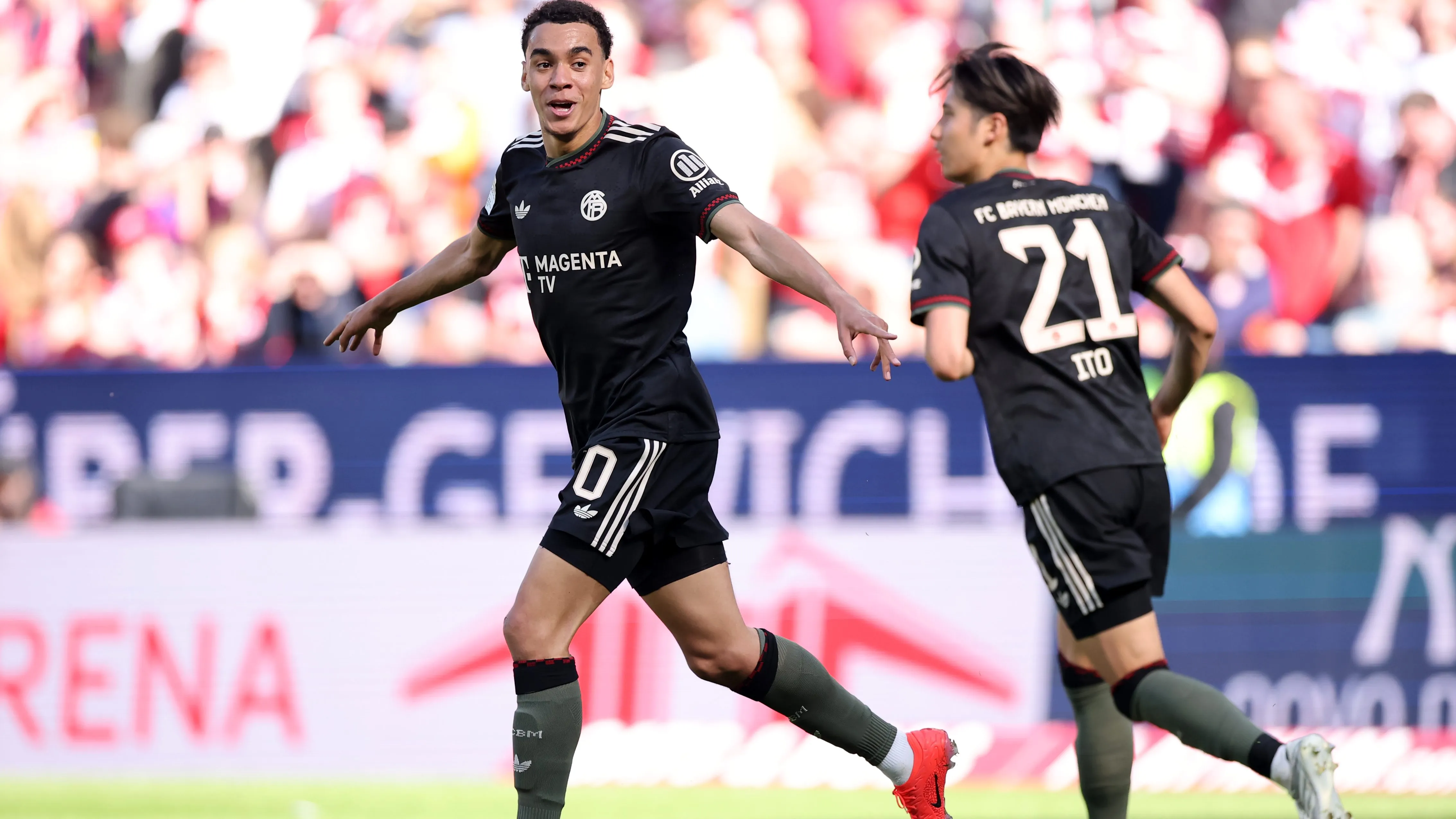 Musiala comemorando gol do Bayern de Munique. Foto: Alex Grimm/Getty Images