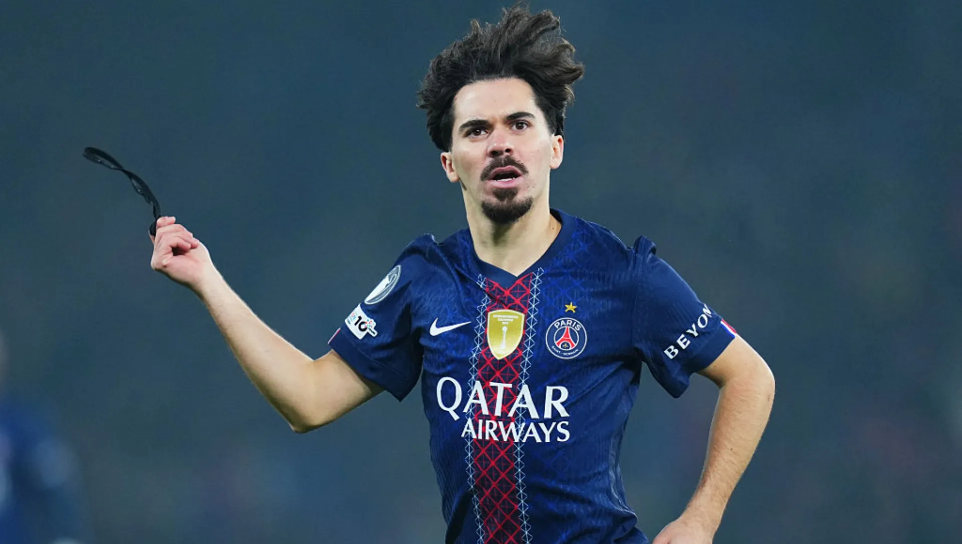 Vitinha em ação pelo PSG