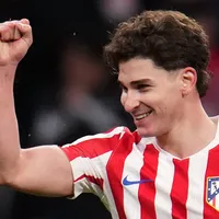 Hansi Flick assume negociações com Julián Alvarez