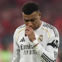 Kylian Mbappé tem lesão muscular confirmada