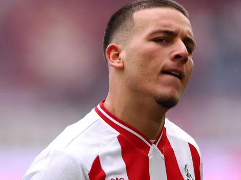 Chelsea e Newcastle ganham força por El Mala