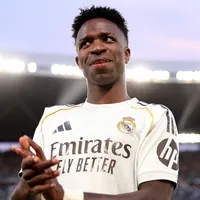 Vinicius Junior gostaria da permanência de Arbeloa