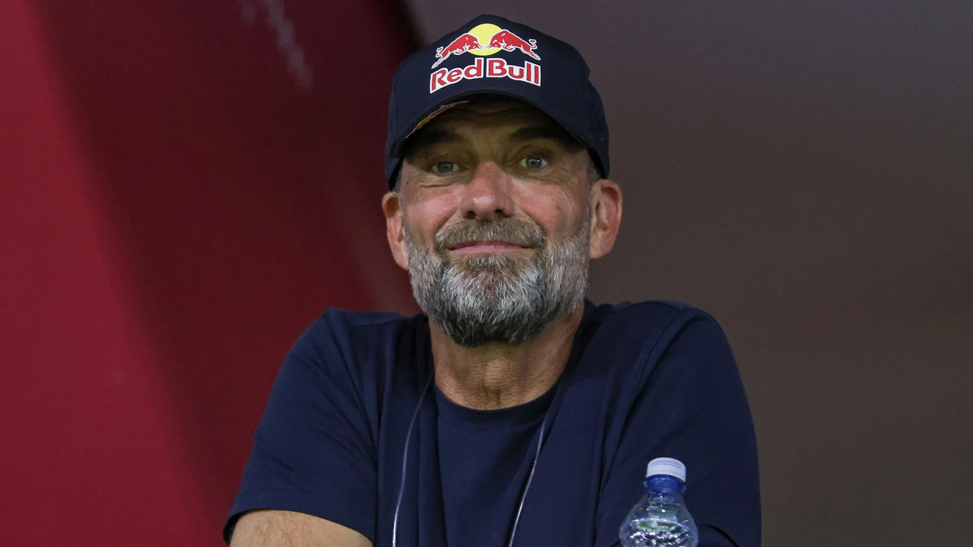 Jürgen Klopp assistindo Bragantino x Palmeiras