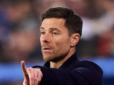 Xabi Alonso entra em lista de contratações do Chelsea