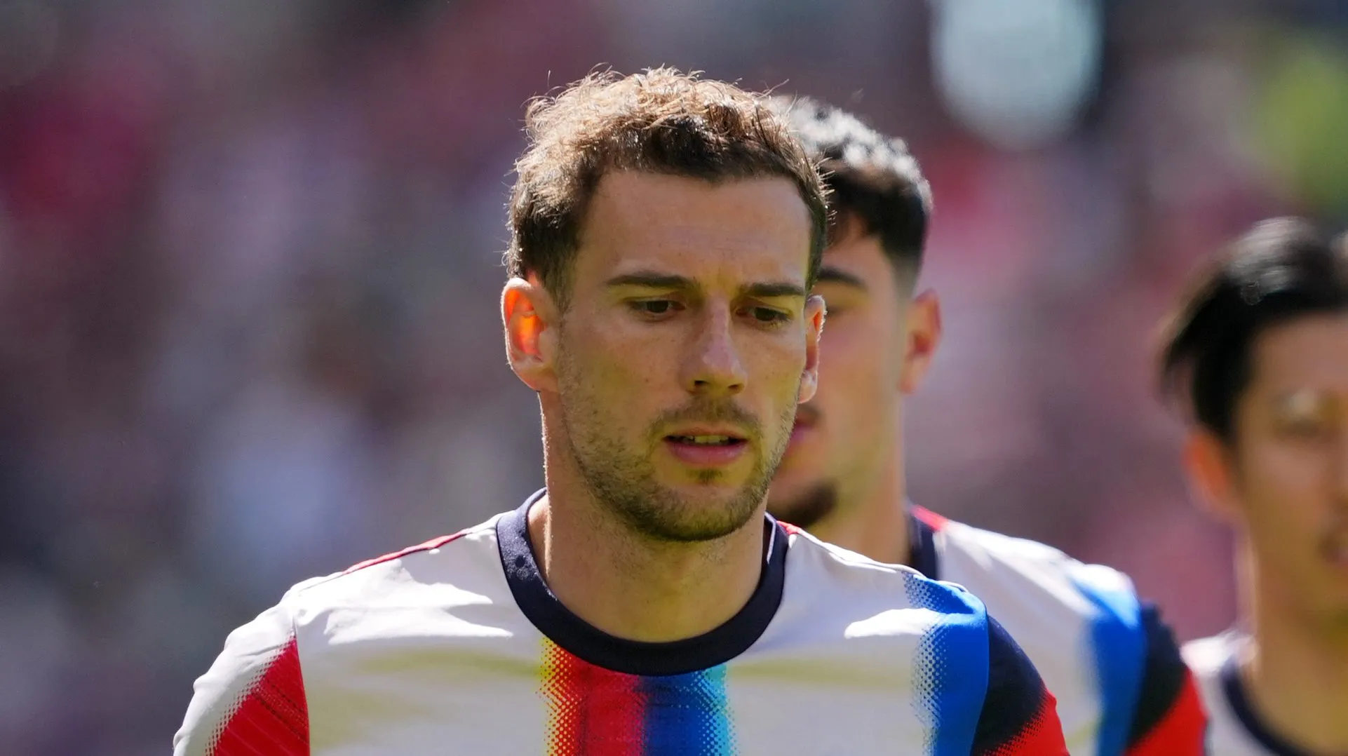 Goretzka durante aquecimento pelo Bayern