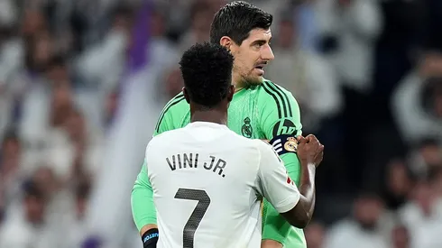 Vini Jr e Courtois. (Photo by Angel Martinez/Getty Images)
