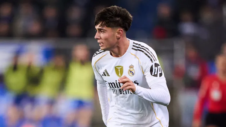 Víctor Valdepeñas pelo Real Madrid. (Foto: Juan Manuel Serrano Arce/Getty Images)