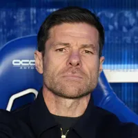 Xabi Alonso se aproxima do Chelsea