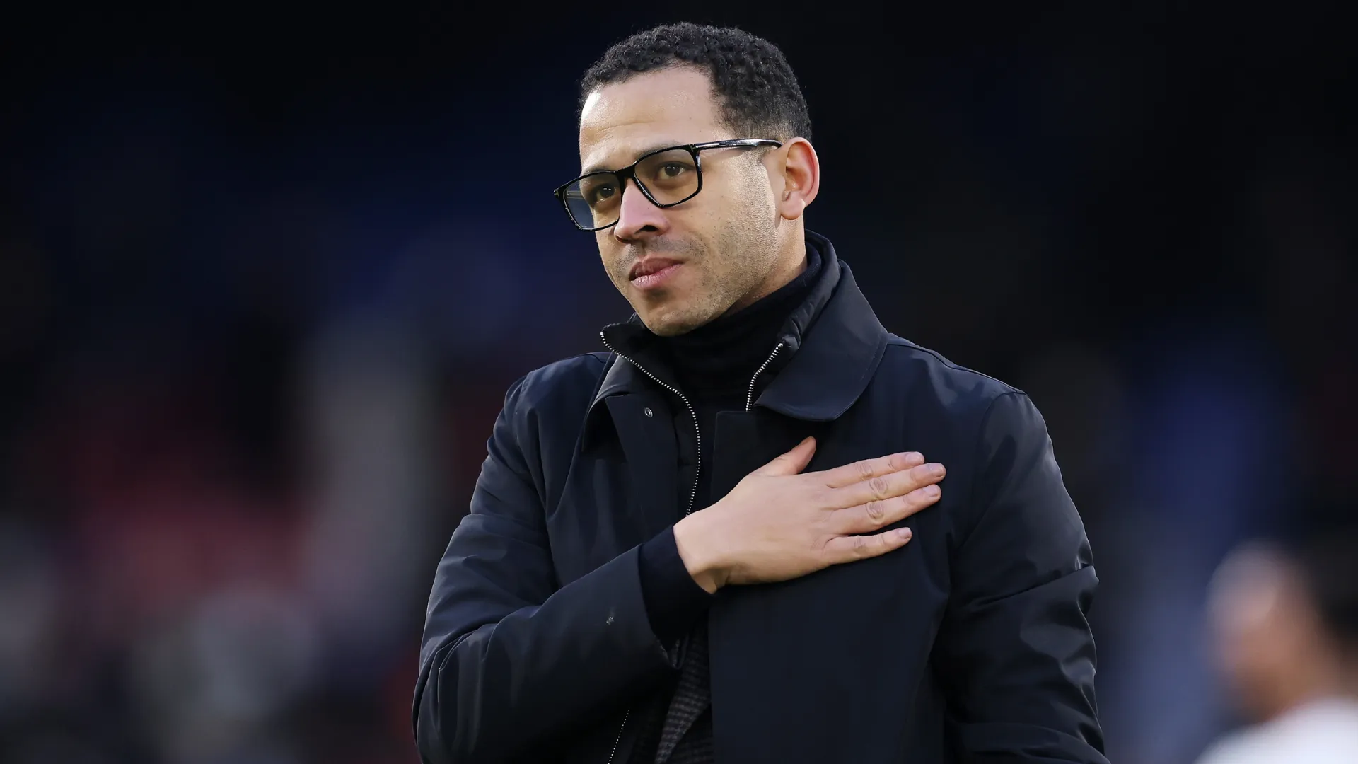 Rosenior bate no peito em partida do Chelsea