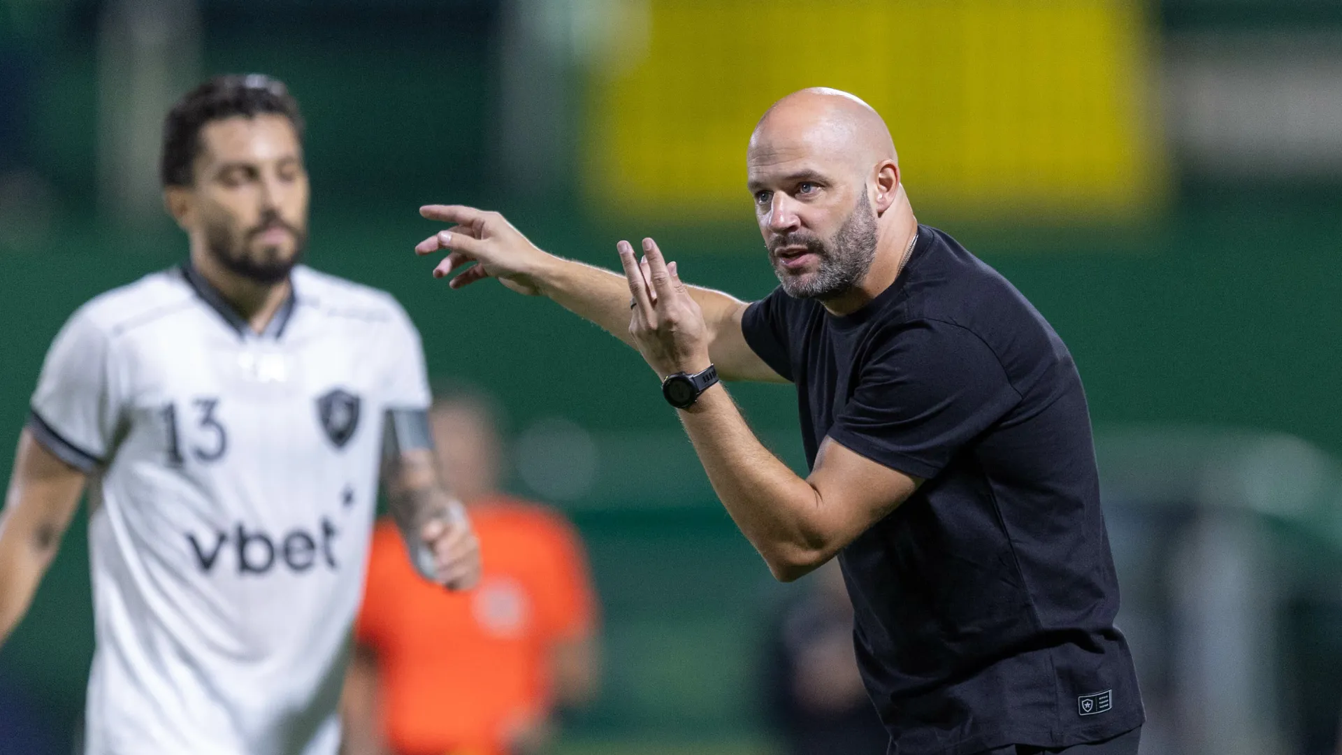 Franclim Carvalho durante partida pelo Botafogo