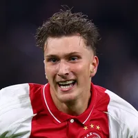 Barcelona observará Mika Godts no clássico entre Ajax x PSV