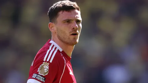 Atlético de Madrid retoma interesse em Robertson, do Liverpool e pode aplicar chapéu no Tottenham. (Foto: Alex Livesey/Getty Images)