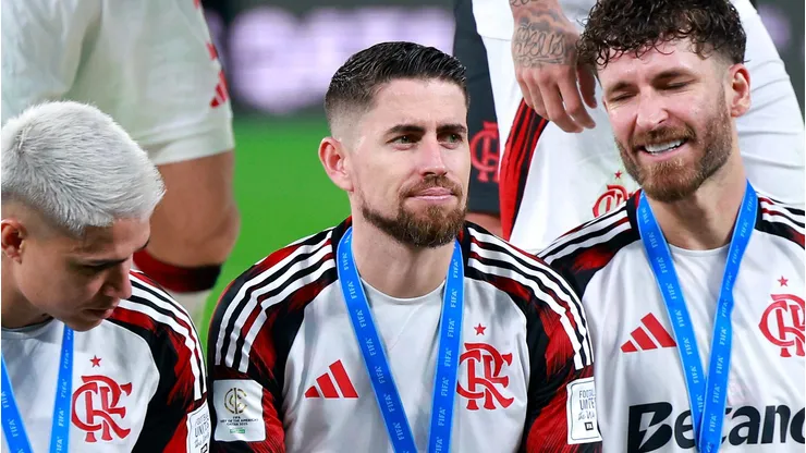 Luiz Araújo, Jorginho e Léo Pereira. (Photo by Getty Images/Getty Images)