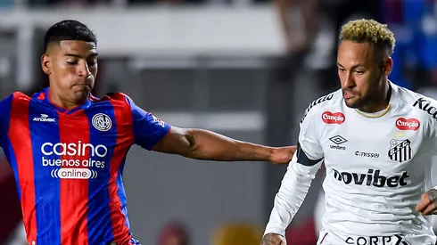 San Lorenzo segura o Santos de Neymar e consegue empate na Copa Sul-Americana. (Foto: Marcelo Endelli/Getty Images)
