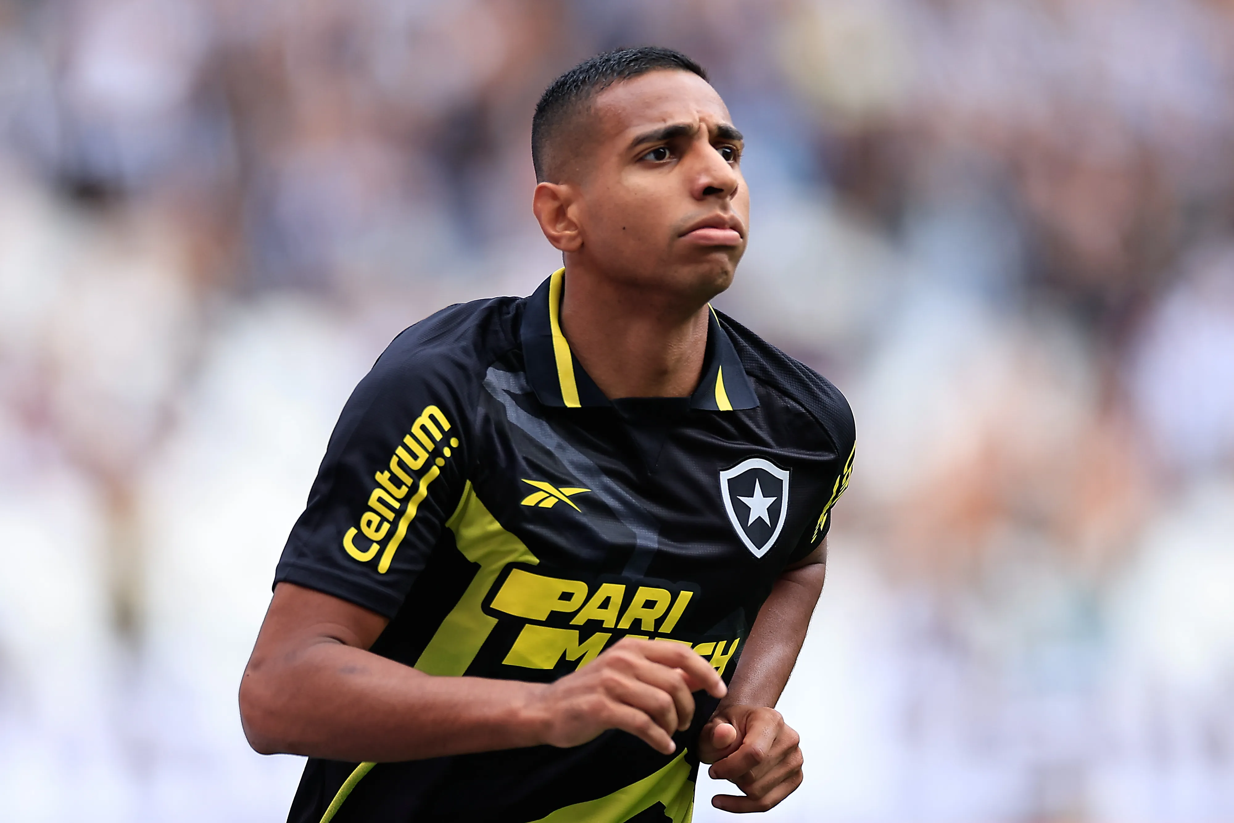 Victor Sá nos tempos de Botafogo (Foto: Buda Mendes/Getty Images)