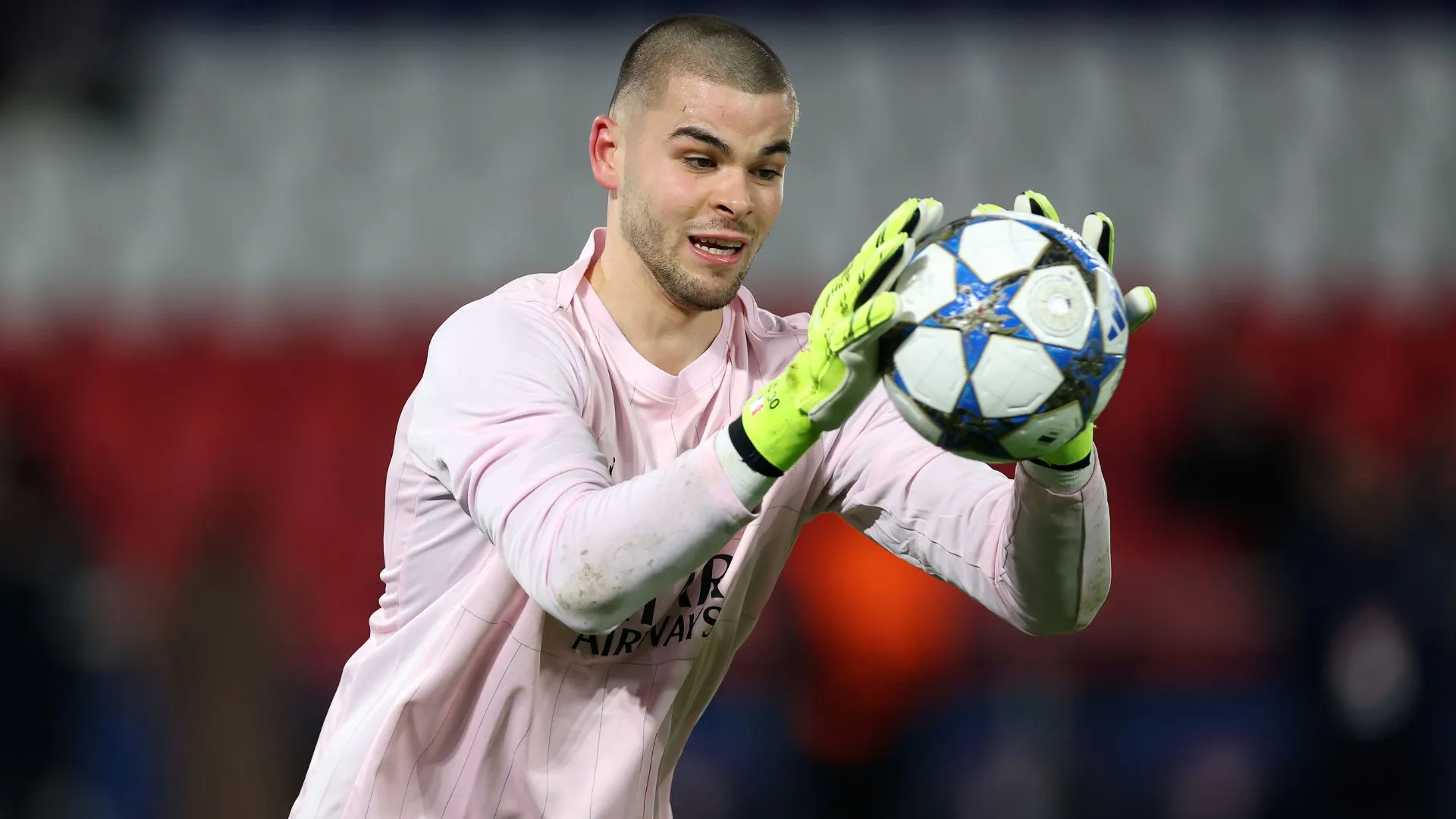 Chevalier pode acompanhar Hakimi na lista de desfalques do PSG contra o Bayern de Munique (foto: Justin Setterfield/Getty Images)