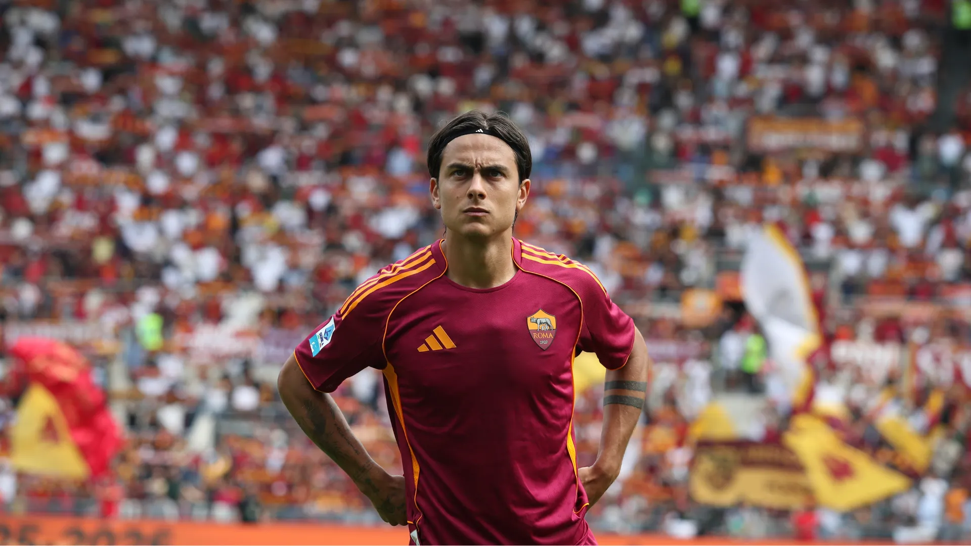 Paulo Dybala durante jogo pela Roma