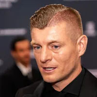 Kroos tenta levar Klopp para o Real Madrid