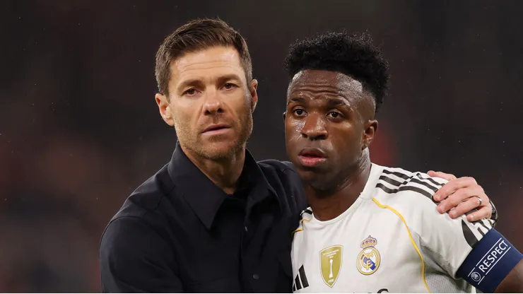 Xabi Alonso está disposto a assumir o Chelsea. Foto: Carl Recine/Getty Images