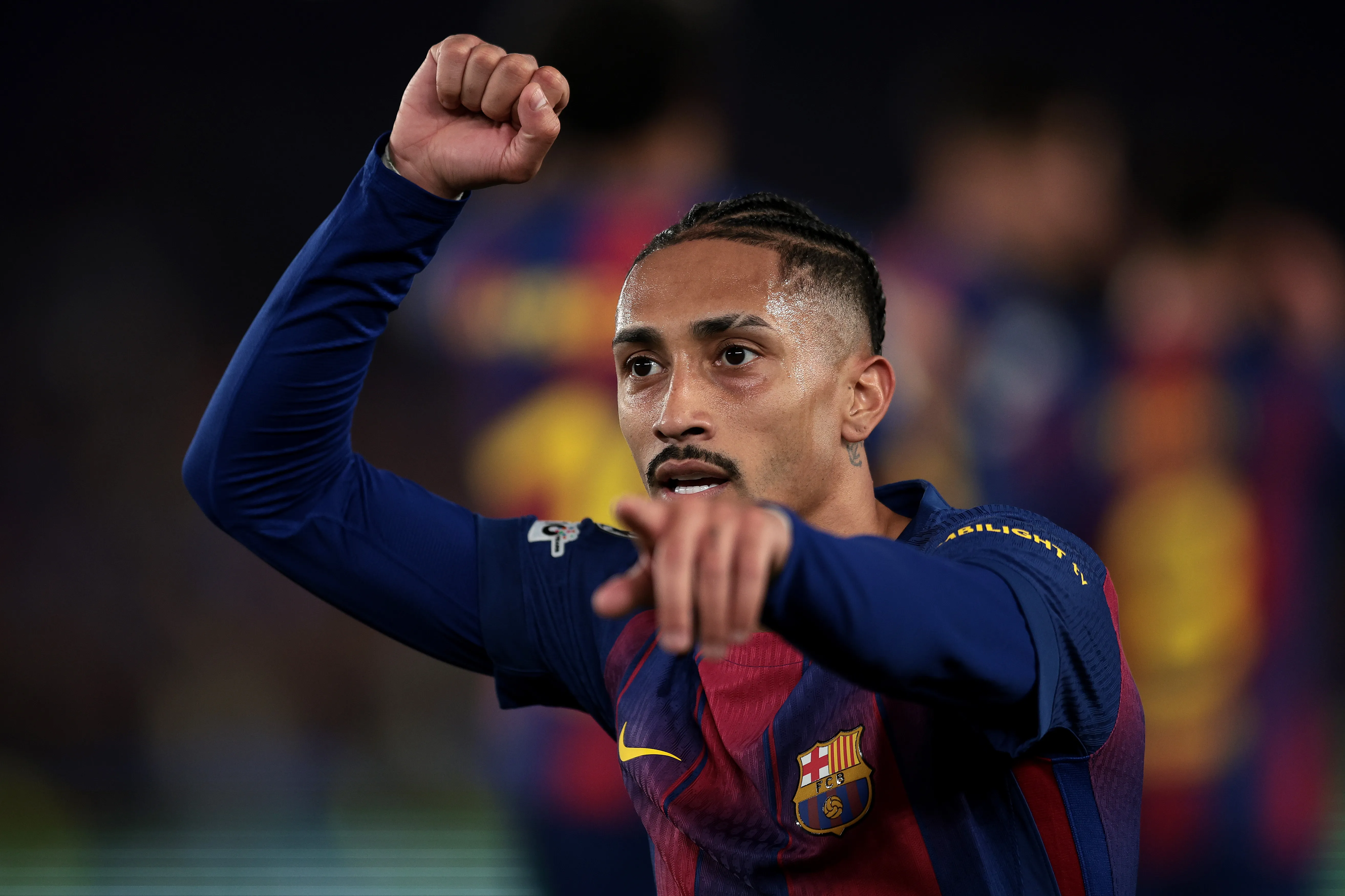 Raphinha em ação pelo Barcelona (Foto: Eric Alonso/Getty Images)
